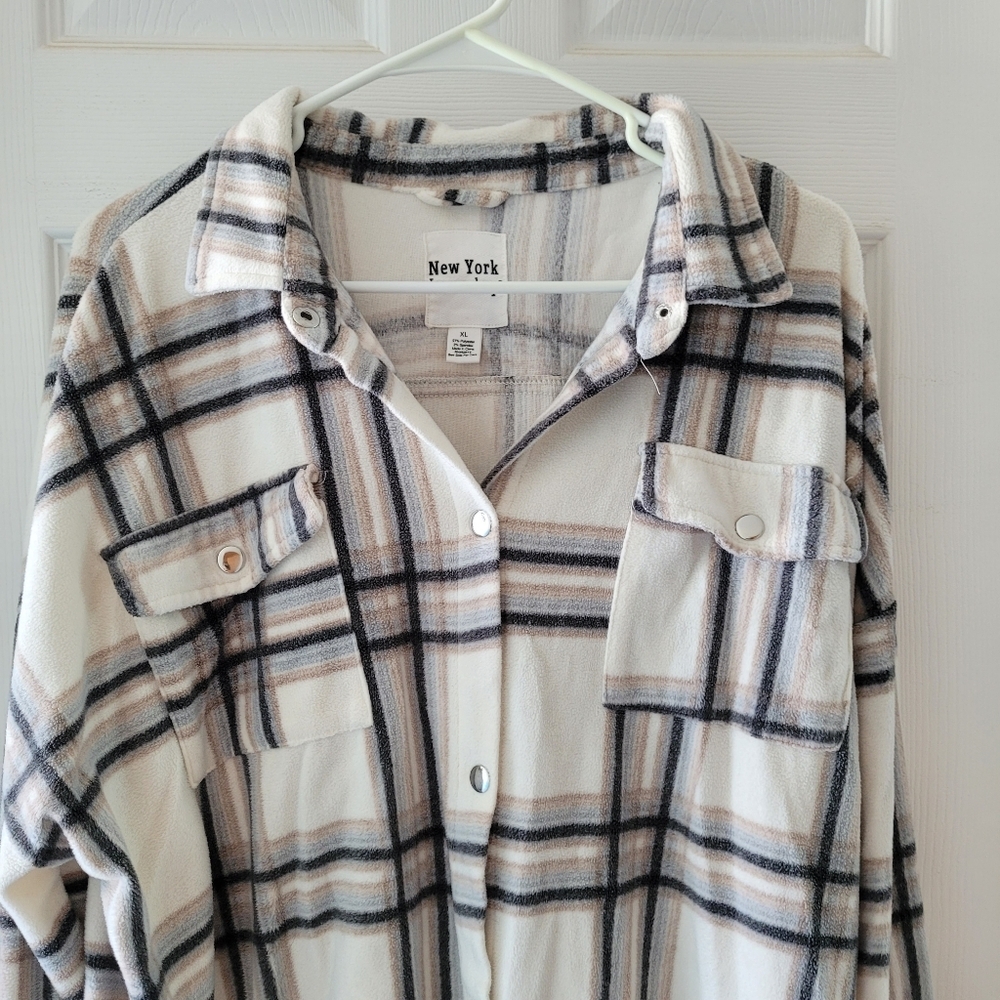 Fleece Flannel Top - Picture 3 of 4